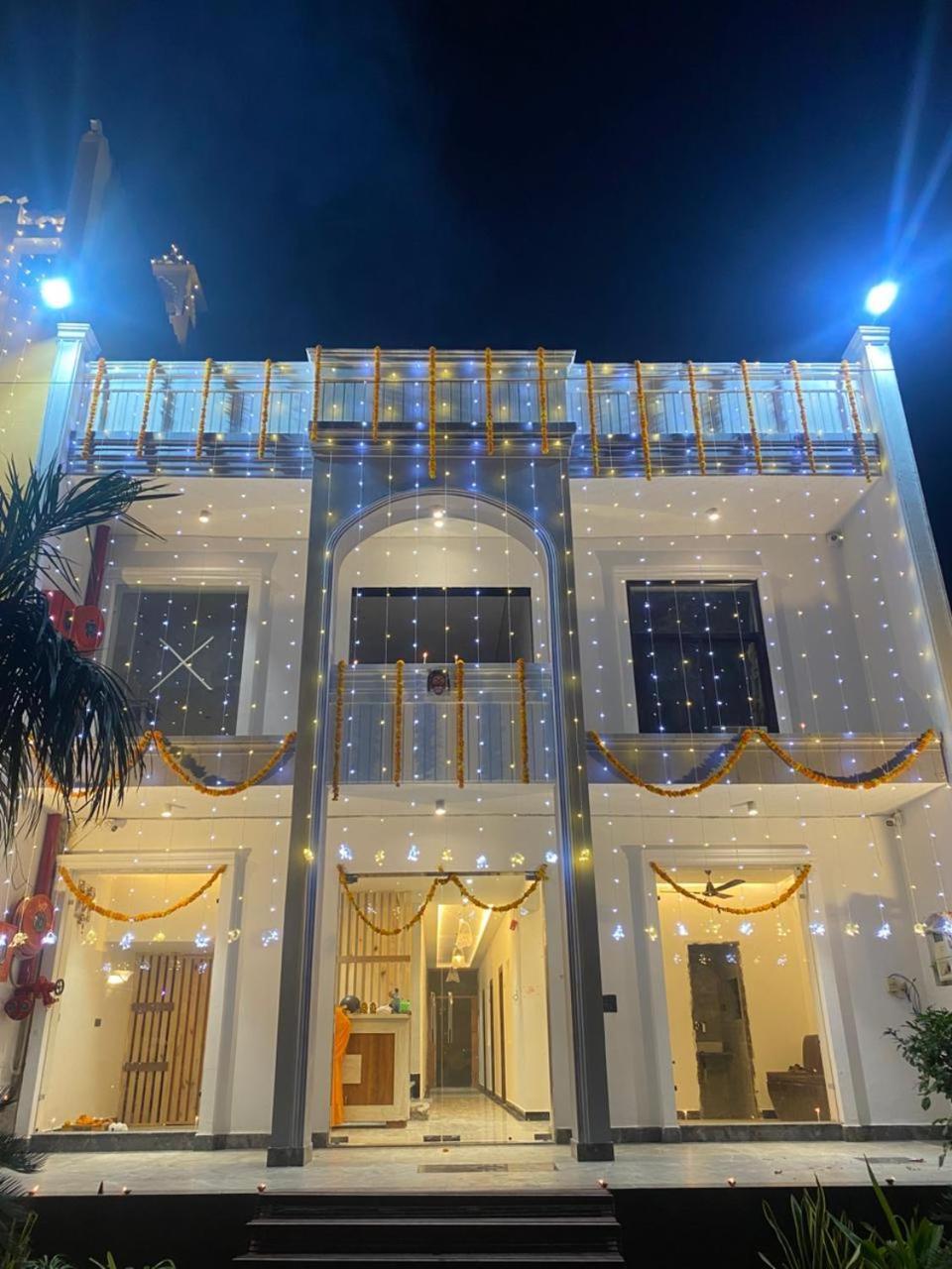 Hotel Taj Way By Jyoti Villa Агра Экстерьер фото